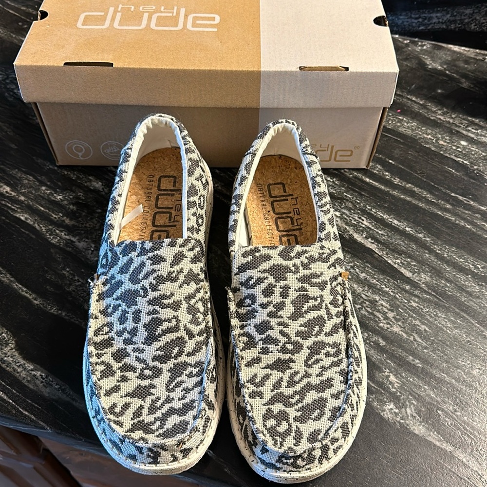 Leopard Hey Dude’s